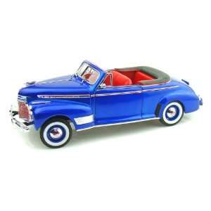  1941 Chevy Special Deluxe Convertible 1/18 Blue: Toys 