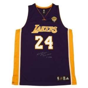  Autographed Kobe Bryant Jersey   2010 Finals PANINI LE 124 