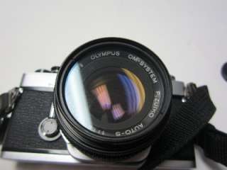 Olympus OM 1 35mm SLR Film Camera~ZUIKO AUTO W LENSE~AUTO REWINDER INC 