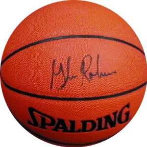  Glenn Robinson Autographed Basketball