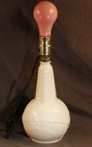 New York Worlds Fair 1939   1940 Milk Glass Lamp All Original 