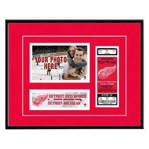  Detroit Red Wings Game Day Ticket Frame: Sports & Outdoors