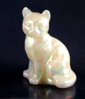 Fentom Undecorated Opal Iridized White Cat 5163 1980s  