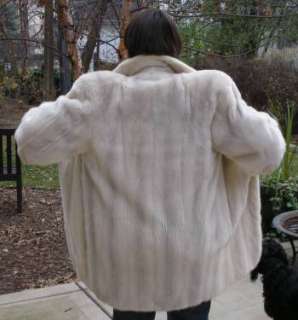 GORGEOUS White/Silver Mink Size 10 12 Car Coat Jacket!!  