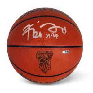  Kevin Garnett Autographed Basketball with MVP Patch Emblem 