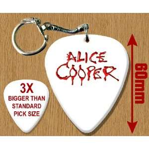  Alice Cooper BIG Guitar Pick Keyring: Musical Instruments
