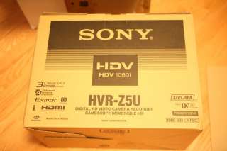 BRAND NEW Sony HVR Z5U Camcorder   Black 0027242756151  