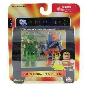   Heroes Minimates Series 3 Green Arrow . Deathstroke Toys & Games