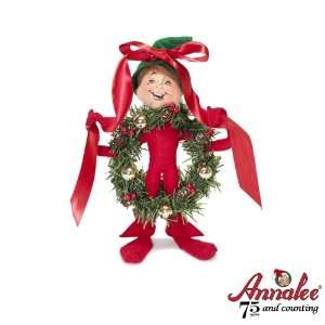  Annalee 9 Wannabe A Wreath Elf Figurine