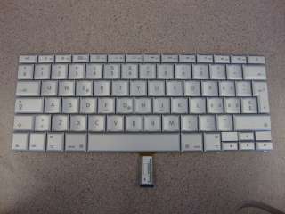 APPLE 15 Macbook Pro Keyboard 815 9349 A1260 SILVER  