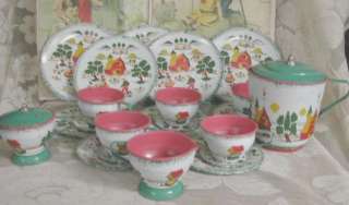 1956 COUNTRY CHARM Ohio Art Tin Tea Set 25 piece set Tea Pot Cream 