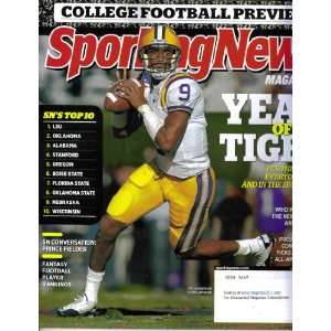  SPORTING NEWS Magazine (8 15 11) College Football Preview 