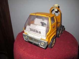 VINTAGE TONKA CEMENT TRUCK FROM THE 60S  
