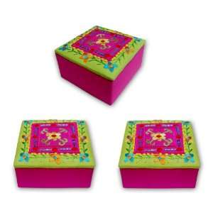  Pieces Set Of Small Jewelry Box Gift Item In Cotton Fabric From India