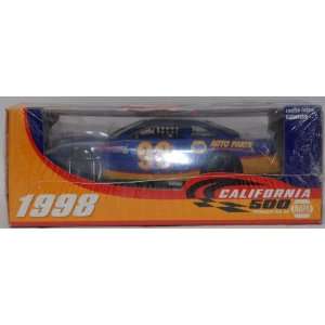  Napa 500 California 1998 1:24 Scale Pontiac: Toys & Games