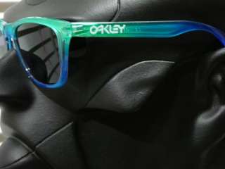 NEW OAKLEY FROGSKINS Sunglasses Marine Fade w/ Grey Lens 30 945 Green 