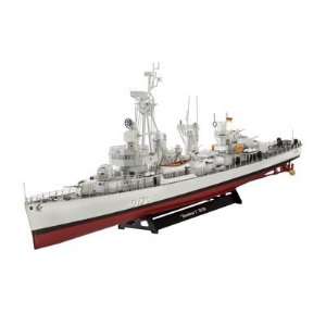   Navy Class 119 (Z1/Z5) Fletcher Class Destroyer Kit: Toys & Games