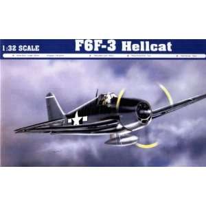  F 6F3 Hellcat Fighter 1 32 Trumpeter: Toys & Games