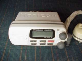 STANDARD HORIZON ECLIPSE PLUS VHF/FM MARINE RADIO GX 1250SA.  