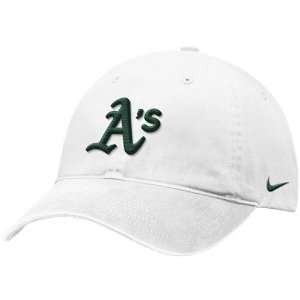  Nike Oakland Athletics White Campus Adjustable Hat: Sports 