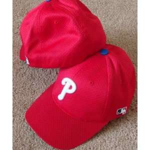   Med/Lg Philadelphia PHILLIES Home RED Hat Cap Mesh: Everything Else