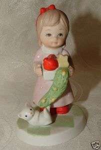   05413 1986 Little Treasures Figurine Girl and Kitten with Label  