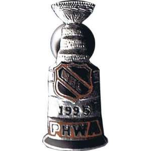  1995 Stanley Cup NHL Playoffs 1995 NHL Press Pin   NHL 