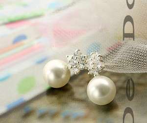 Silver and pearl snowflake stud earrings, Super cute  
