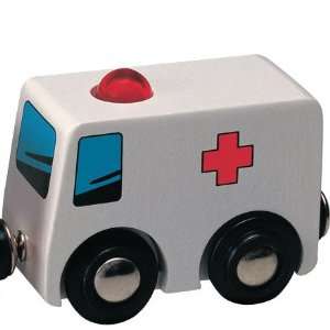  Light and Sound Ambulance Train Wagon: Toys & Games