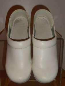 Dansko Professional White Stapled Clogs Loafers Shoe Shoes Size 37/6.5 