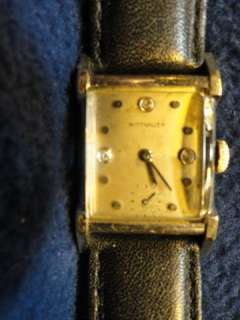 Wittnauer 17j Flared Case Mans Wrist Watch 1950  