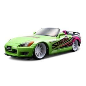   2011 Str. Tuner 1:24 Scale Lime Green Honda S2000: Toys & Games