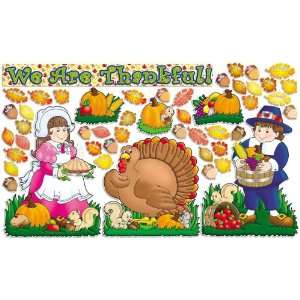 Scholastic Teachers Friend Happy Thanksgiving! Bulletin Board (TF3073 