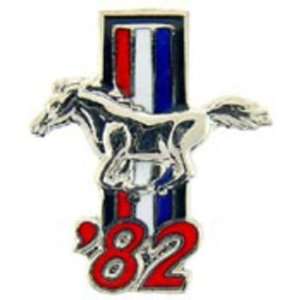  Mustang 82 Logo Pin 1 Arts, Crafts & Sewing