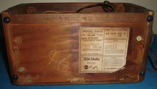 Antique RCA Victor Mahogany Walnut Case Radio Superheterodyne Model 