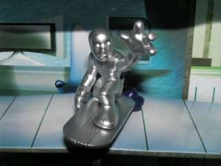Loose SILVER SURFER with Board Marvel Super Hero Squad  