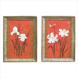   SET OF TWO 2 HANGING FLORAL FLOWER WALL DECOR PLAQUES