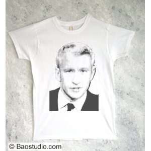 Anderson Cooper   Pop Art Graphic T shirt (Available in Womens XLarge 