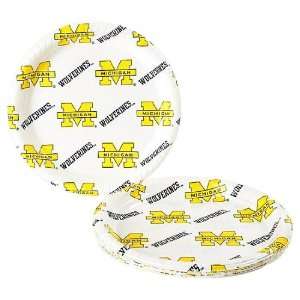   Wolverines Disposable Plastic Plates (12 Pack)