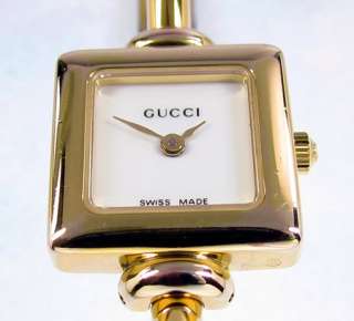 Gucci model 1900L Popular 18K Gold Plated Bangle Watch New Battery 