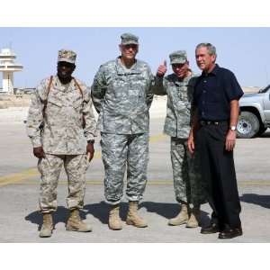  President George W Bush General Petraues OIF Photo U.S 