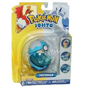  Pokemon Johto Edition Pop N Battle Poke Ball Totodile 