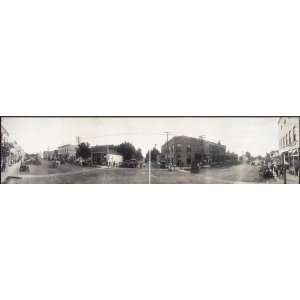   Panoramic photograph of the principal street of Sioux Falls, S. Dak