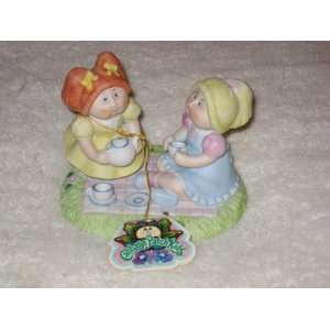  1985 Cabbage Patch Kids  Tea For Two  Porcelain Figurine 