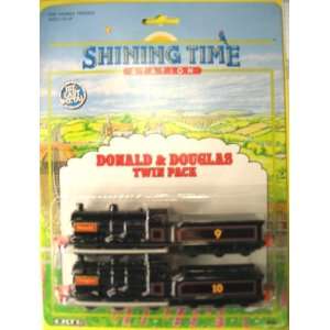    Thomas The Tank Engine: Donald & Douglas Twin Pack: Toys & Games